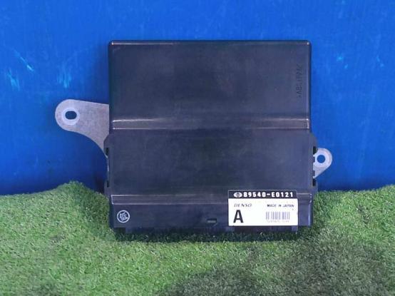 &nbsp;&nbsp;HINO&nbsp;&nbsp;TKG-FC9JJAA