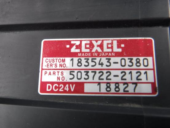エアコンパネル　いすゞ　ギガ　　KL-CXZ73K3　[P20627]