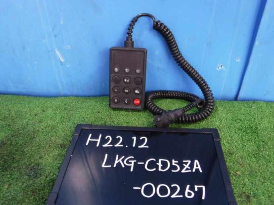 エアサスコントローラー　日産UD　クオン　LKG-CD5ZA　[P25307]