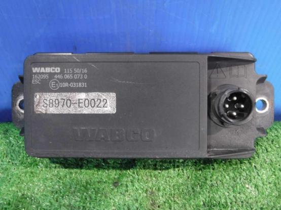 ESC・ヨーレイトコントロールユニット　日野　プロフィア　QPG-SH1EEDG　[P30633]