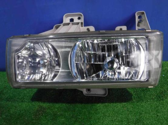 ヘッドライト（左）　日産UD　コンドル　BDG-MK37D　[P30799]