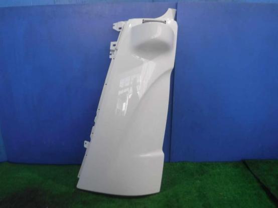 コーナーパネル（左）　日野　レンジャー　2KG-FD2ABA　[P30818]