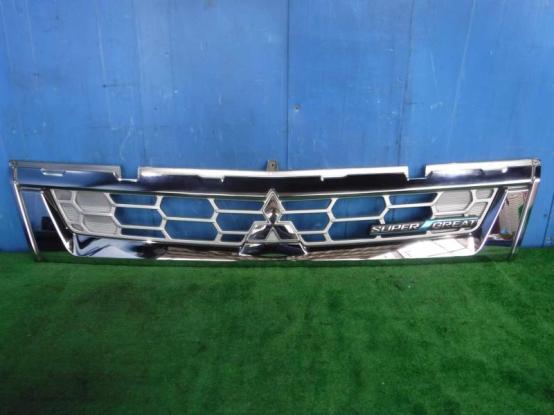 ラジエーターグリル　三菱ふそう　スーパーグレート　2PG-FY74HY　[P31423]