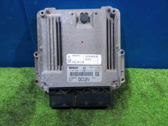 ECU　エンジンコンピューター　三菱ふそう　キャンター　TPG-FEA50　[P31723]