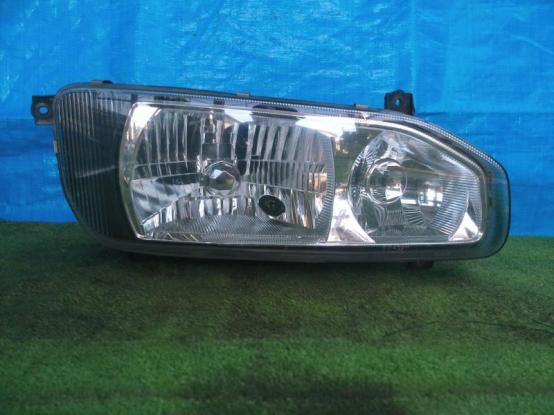 ヘッドライト（右）　日産UD　コンドル　TKG-MK38C　[P32136]