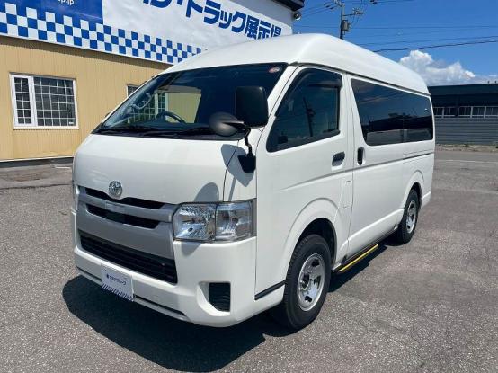 ハイエースバン　トヨタ　４ＷＤ　ウェルキャブＢタイプ　[S03096]