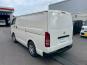 HIACE VAN TOYOTA-04