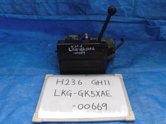   NISSAN DIESL  LKG-GK5XAE