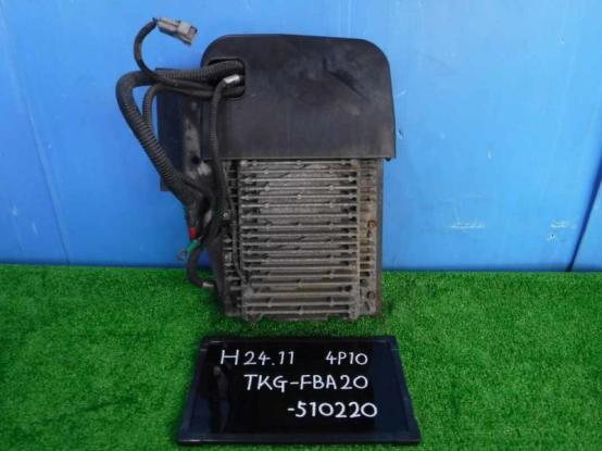   MITSUBISHI FUSO CANTER TKG-FBA20