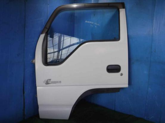   ISUZU ELF KK-AKR71LR
