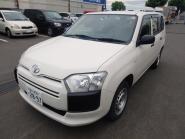 Userd Car TOYOTA　SUCCEED　 