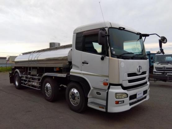 日産UD　クオン　ADG-CV4YL　[B06549]