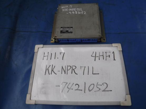 ECU　エンジンコンピューター　いすゞ　エルフ　KK-NPR71LV　[P20503]