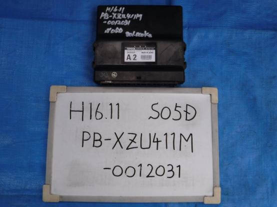ABSコントロールユニット　日野　デュトロ　PB-XZU411M　[P22810]