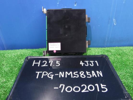 ボディコントロールユニット　いすゞ　エルフ　TPG-NMS85AN　[P24567]