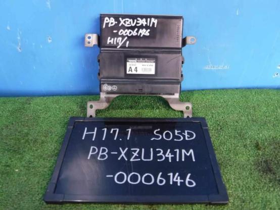 ABSコントロールユニット　日野　デュトロ　PB-XZU341M　[P25606]