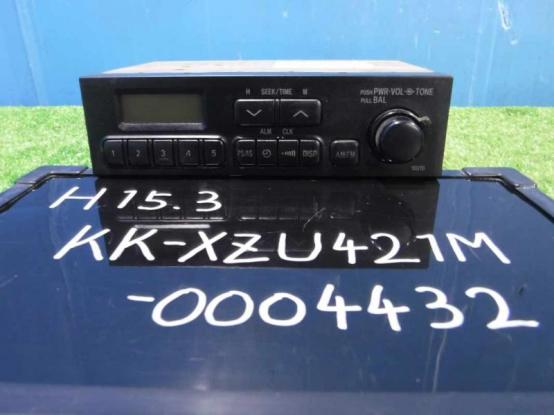 ラジオ　日野　デュトロ　KK-XZU421M　[P26362]