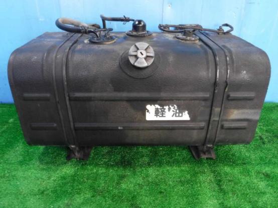 フューエルタンク（70L）　日野　デュトロ　BDG-XZU368M　[P29560]