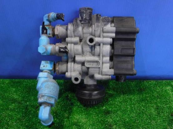 ECASソレノイドバルブ　日産UD　クオン　ADG-GK4XAB　[P29622]