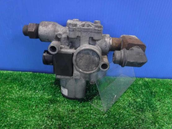 ABSモジュレーター　日産UD　クオン　LKG-GK5XAB　[P29886]