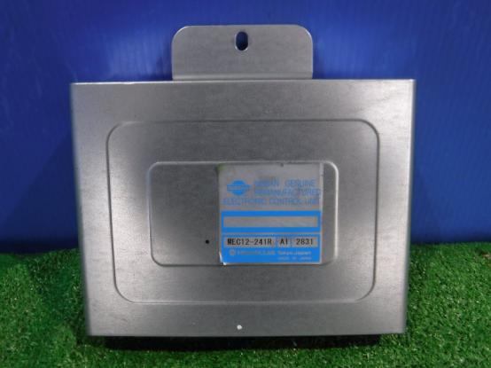 ECU　エンジンコンピューター　日産UD　アトラス　TC-SH4F23　[P30536]