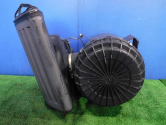 エアクリーナー　日野　プロフィア　QPG-SH1EEDG　[P30651]