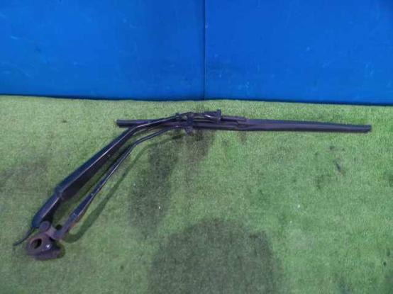 ワイパーアーム（右）　三菱ふそう　ファイター　KK-FK71HK　[P31609]