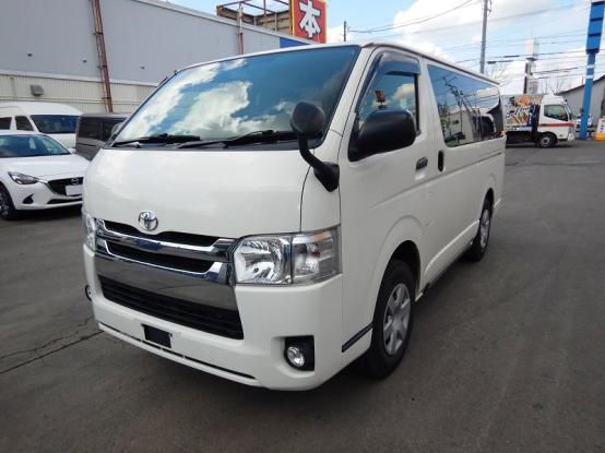 ハイエース　トヨタ　４ＷＤ　ＧＬ−Ｐ　６人　５ドア　[S02218]