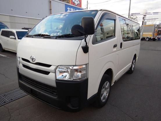 レジアスエースバン　トヨタ　４ＷＤ　ＤＸ　６人　５ドア　[S02423]