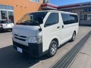 中古車 トヨタ　ハイエースバン　４ＷＤ　ＤＸ　９人　４ドア